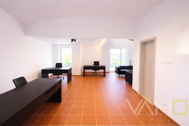 Na prenájom objekt, 79 m², Trnava, Kollárova 27