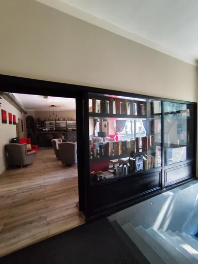 Na prenájom komerčné, 150 m², Bratislava-Staré Mesto, Štefánikova