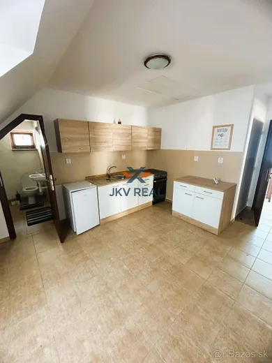 Na predaj objekt, 81 m², Stropkov