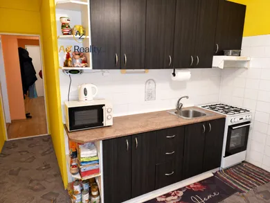 Byty na predaj 2-izbový, Nové Zámky · €118 000