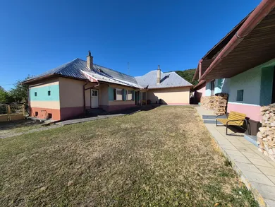 Na predaj 3-izbový dom, 150 m², Bzince pod Javorinou