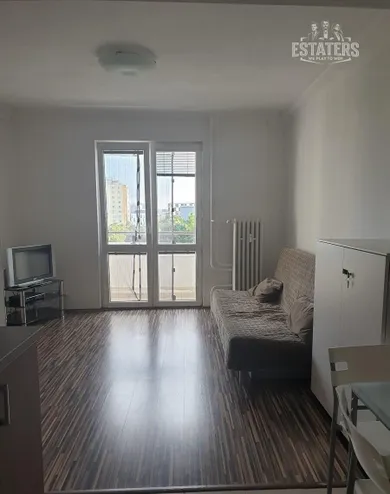 Mieszkania na wynajem, 1-pokojowe, Bratislava-Nové Mesto · €400