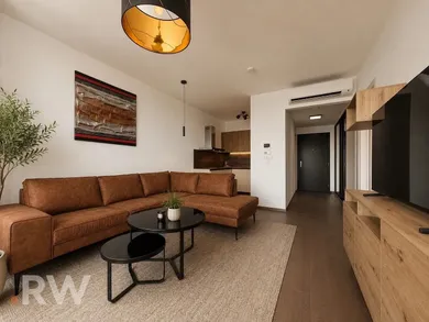 Na predaj 2-izbový byt, 60 m², Bratislava-Ružinov, Pribinova