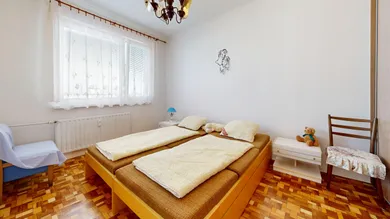 Na predaj 3-izbový byt, 68 m², Dubnica nad Váhom, Pod Hájom
