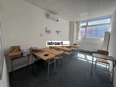 Na prenájom komerčné, 226 m², Bratislava-Nové Mesto, Stará Vajnorská