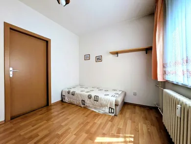 Na predaj 3-izbový byt, 71 m², Sereď, Pažitná
