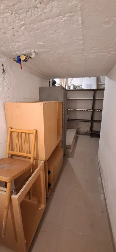 Na prenájom komerčné, 54 m², Trenčín, Martina Rázusa