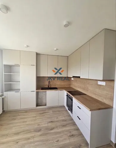 Na predaj 1-izbový byt, 39 m², Brezno