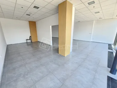 Na prenájom objekt, 21 m², Galanta, Hodská