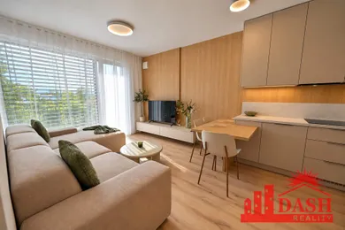 Na prenájom 2-izbový byt, 50 m², Trenčín, Istebnícka