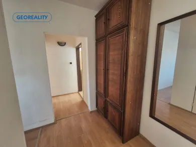 Na predaj 3-izbový byt, 64 m², Levice, Saratovská ul.
