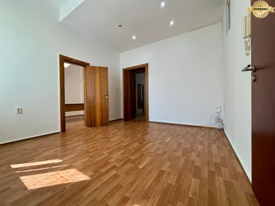 Komerčné priestory na prenájom, Trnava · €550