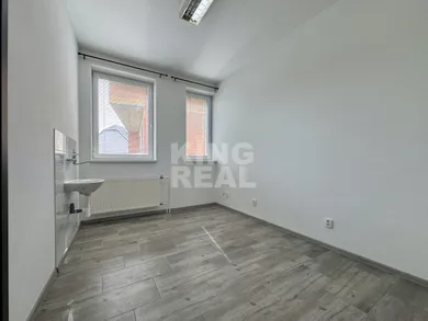 Na prenájom objekt, 43 m², Bardejov