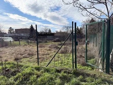 Działki na sprzedaż, Bratislava-Ružinov · €250 000