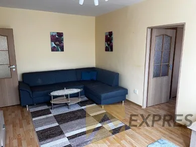 Na prenájom byt v Handlová · €420 · Dokončené