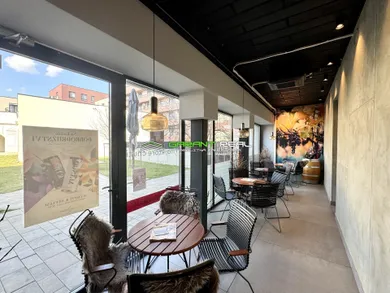 Na predaj komerčné, 89 m², Košice-Staré Mesto, Kasárenské námestie