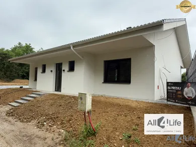 Na predaj 4-izbový dom, 115 m², Hrádok