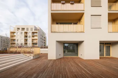 Komerčné priestory na predaj, Bratislava-Devínska Nová Ves · €326 997