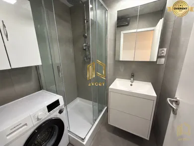 Na prenájom 2-izbový byt, 60 m², Senica, Štefánikova