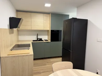 Na prenájom 2-izbový byt, 55 m², Trnava, Gejzu Dusíka