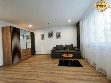 Na prenájom 1-izbový byt, 36 m², Partizánske, Horská