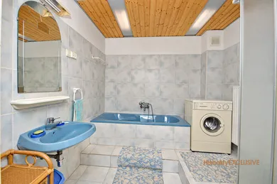 Na predaj 2-izbový dom, 86 m², Feketeerdő
