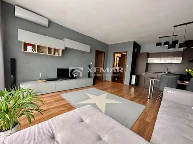Na prenájom 2-izbový byt, 63 m², Banská Bystrica