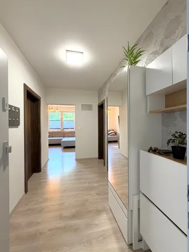 Na prenájom 3-izbový byt, 60 m², Malacky, Pezinská