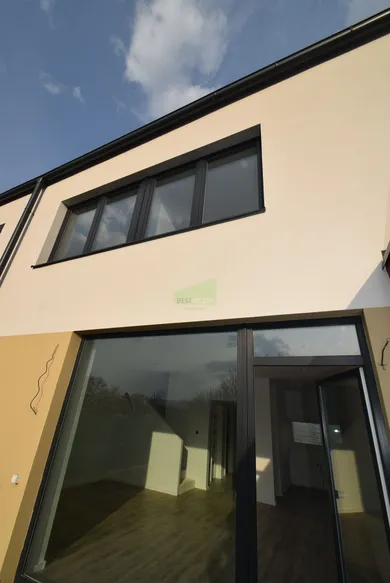 Na predaj 4-izbový byt, 114 m², Chorvátsky Grob, Športová