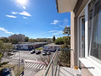 Na prenájom 2-izbový byt, 53 m², Bratislava-Ružinov, Medzilaborecká