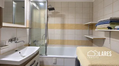 Na predaj 3-izbový byt, 64 m², Prievidza, Nad Terasami