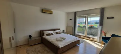 Na prenájom dom, 190 m², Pezinok, Fraňa Kráľa