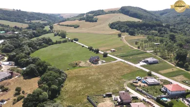 Na predaj pozemok, 212 m², Vrbovce
