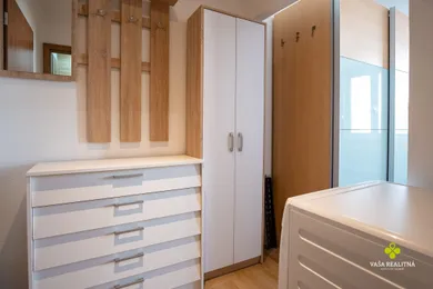 Na prenájom 1-izbový byt, 25 m², Prievidza, V. Benedikta