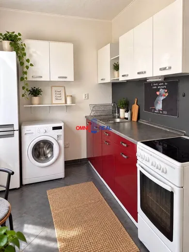 Na predaj 1-izbový byt, 36 m², Bratislava-Petržalka, Rovniankova