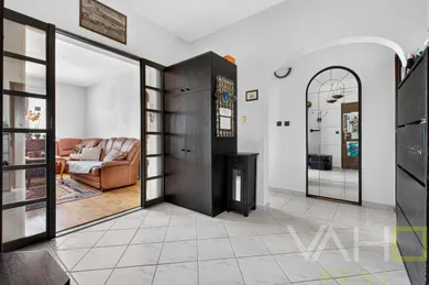 Byty na predaj 3-izbový, Bratislava-Devínska Nová Ves · €209 000