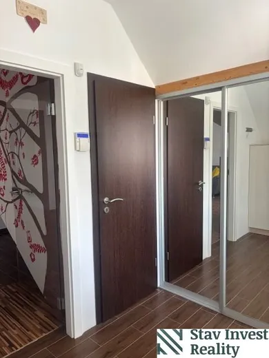 Na prenájom 2-izbový byt, 60 m², Senec, Šafárikova