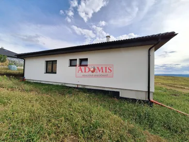Na predaj 5-izbový dom, 123 m², Ploské
