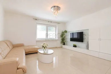 Domy na sprzedaż, Bratislava-Podunajské Biskupice · €520 000