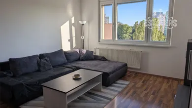 Byty na prenájom 3-izbový, Bratislava-Petržalka · €850