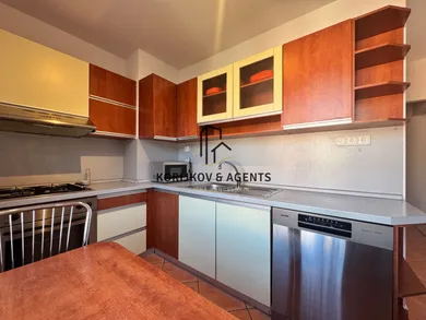 Na prenájom 4-izbový byt, 75 m², Humenné, Puškinova