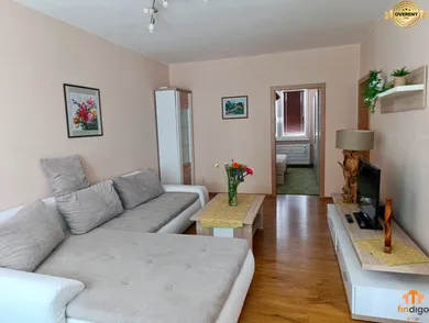 Mieszkania na wynajem, 3-pokojowe, Nitra · €850