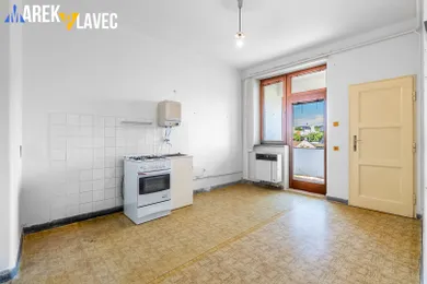 Na predaj 1-izbový byt, 48 m², Banská Bystrica, Hronské Predmestie