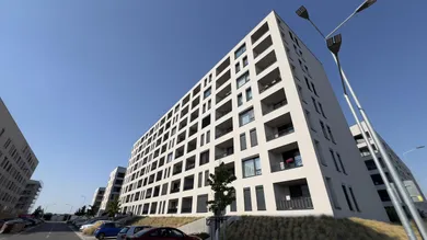 Na prenájom 2-izbový byt, 47 m², Trnava, Včelárska