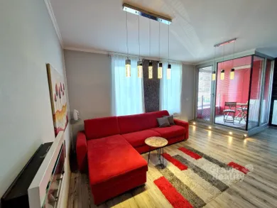 Na prenájom 1-izbový byt, 41 m², Bratislava-Ružinov, Mraziarenská