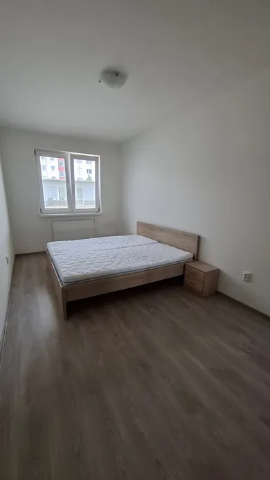Na prenájom byt v Dubnica nad Váhom · €480 · Dokončené