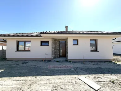 Na predaj dom, Most pri Bratislave, Ľ. Podjavorinskej