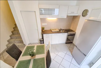 Na prenájom 2-izbový byt, 70 m², Bratislava-Rača, Alstrova