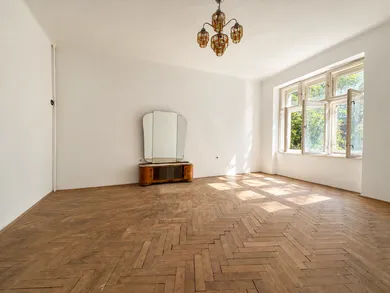 Na predaj 3-izbový byt, 90 m², Bratislava-Staré Mesto