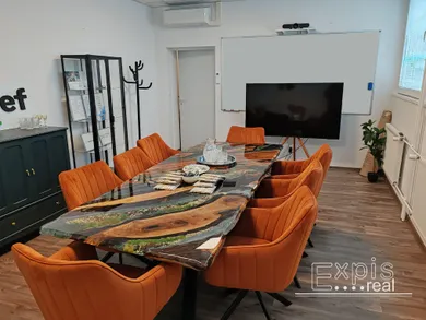 Na prenájom komerčné, 15 m², Bratislava-Dúbravka, Polianky